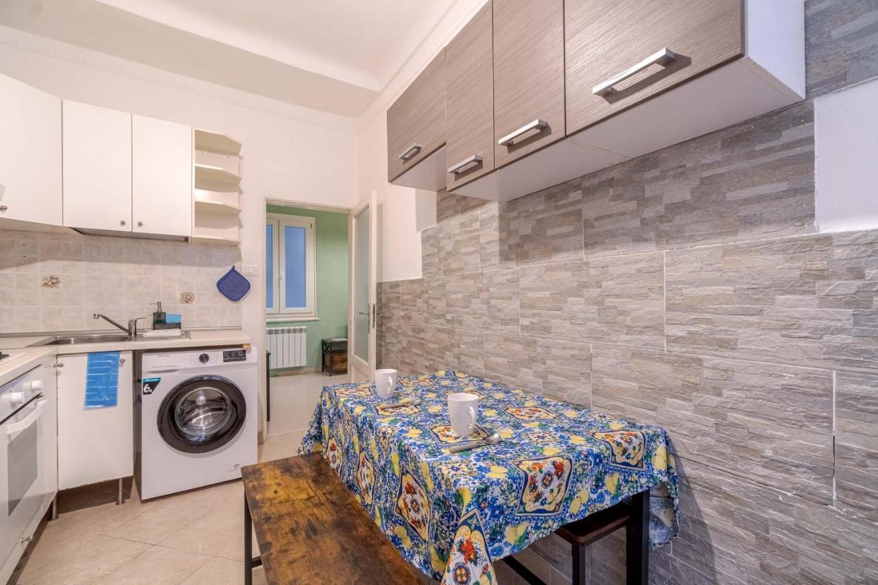 Апартаменты Casa Poirot Functional Flat Генуя Экстерьер фото