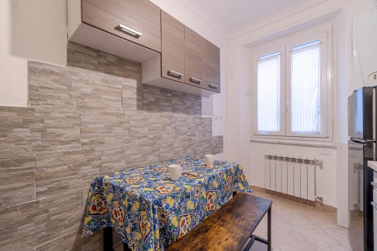 Апартаменты Casa Poirot Functional Flat Генуя Экстерьер фото