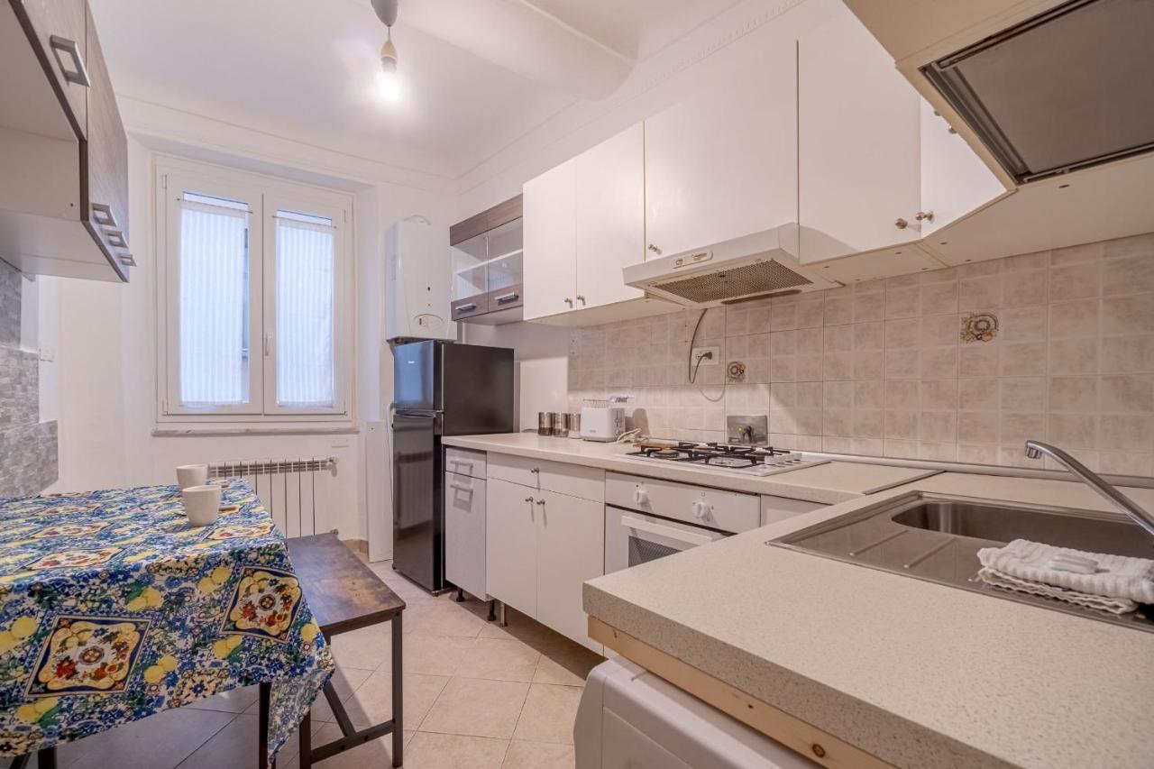 Апартаменты Casa Poirot Functional Flat Генуя Экстерьер фото